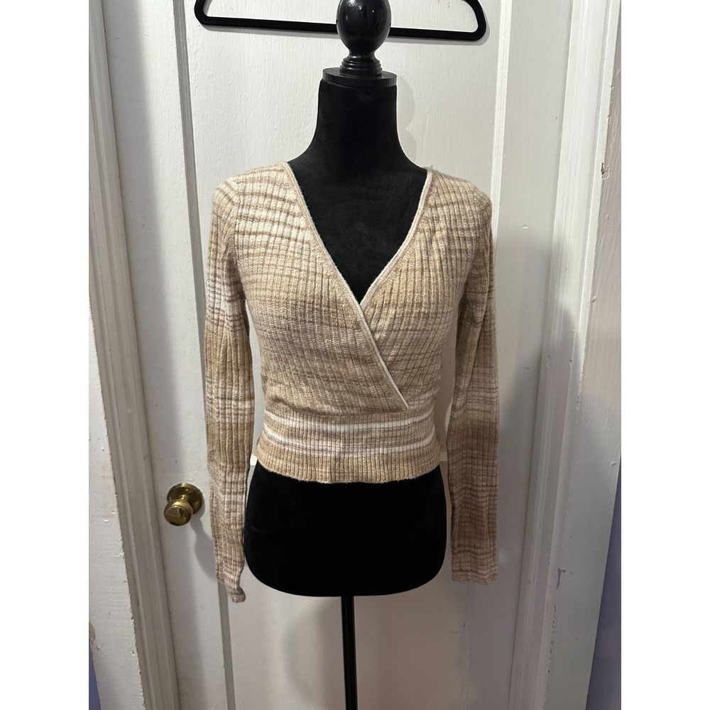 American Eagle Beige Stripped Cropped Long Sleeve Top in‎ M